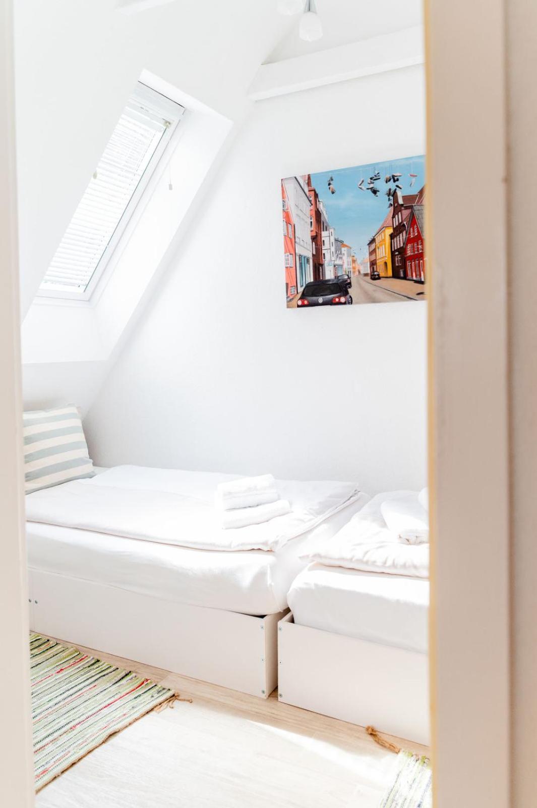 Hafenblick Ferienwohnung In Der Altstadt Mit Parkplatz Flensburgo Exterior foto