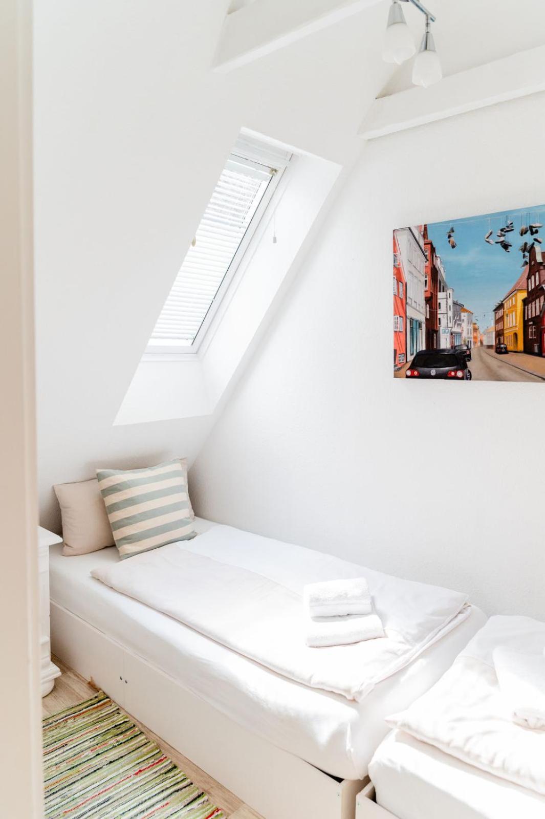 Hafenblick Ferienwohnung In Der Altstadt Mit Parkplatz Flensburgo Exterior foto